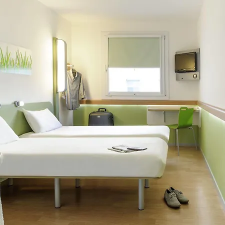 Berlin Genshagen-nord 3*